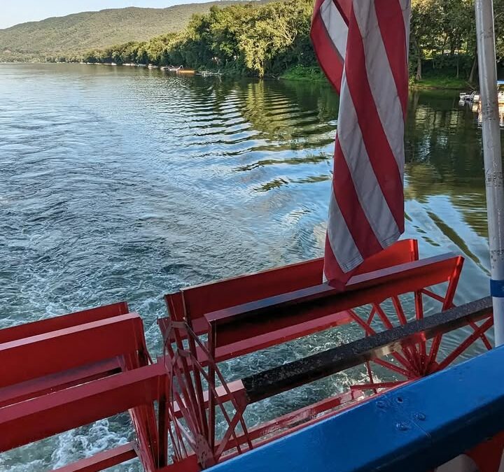 Photos from Hiawatha Paddlewheel Riverboat’s post